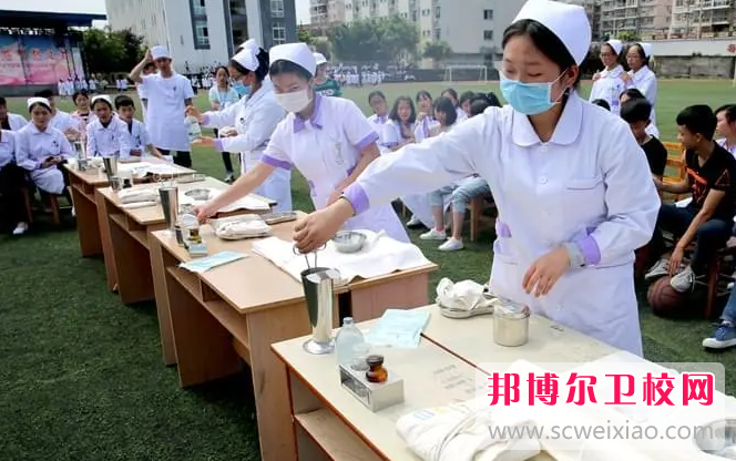 2023年重慶女生可不可以讀護(hù)理學(xué)校